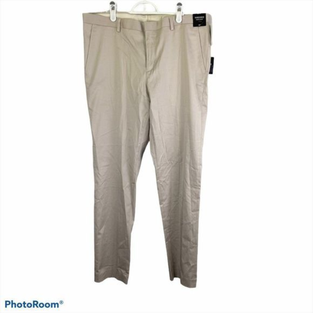 NWT NORDSTROM Beige Extra Trim Fit Chino Pants (36x32)‎
